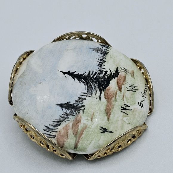 Woodland Brooch Vintage Hand Painted Evergreen Porcelain Round Forest Tree Pin - Picture 3 of 6
